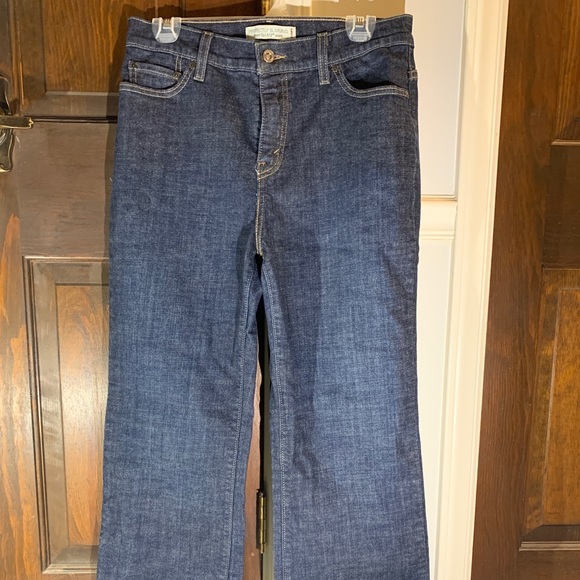 Women’s 512 Levi’s (bootcut) - Picture 2 of 5